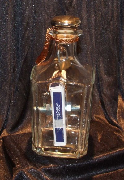 Steel bolted deck in unique decanter
